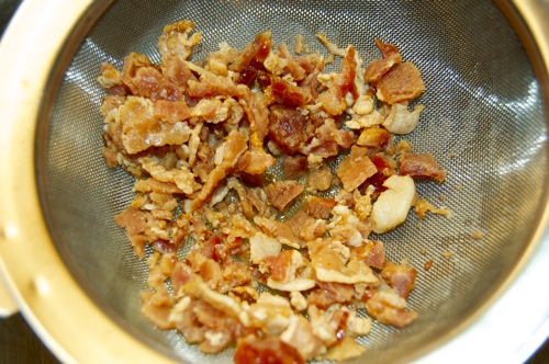 http://www.highproofspirit.com/recipe_pics/bacon_3/Bacon_Pieces6.jpg